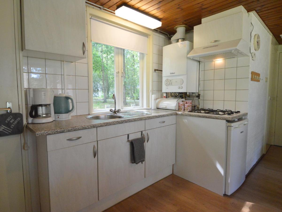 Detached Bungalow With Lovely Covered Terrace In A Nature Rich Holiday Park Stramproy ภายนอก รูปภาพ